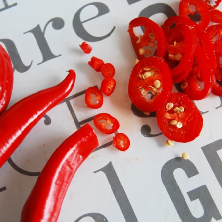 Chopping chillies for powder