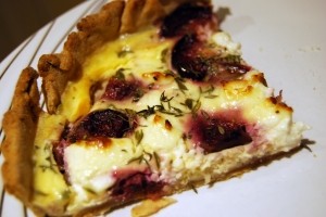 Fig, goat's cheese and thyme tart