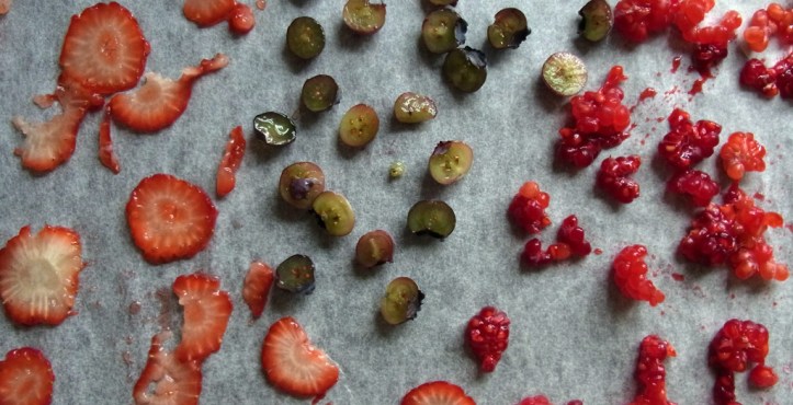 Strawberries, blueberries and raspberries, ready for drying